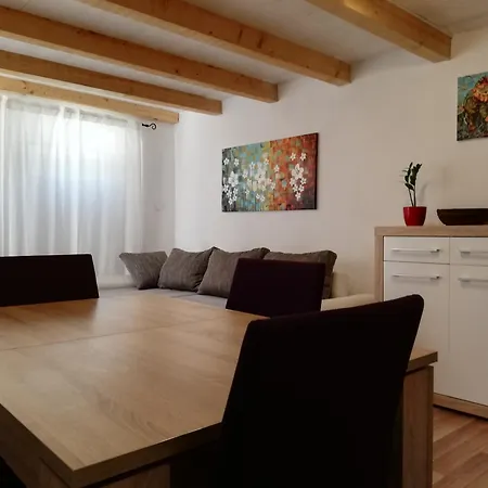 Tome Diklo Apartman *