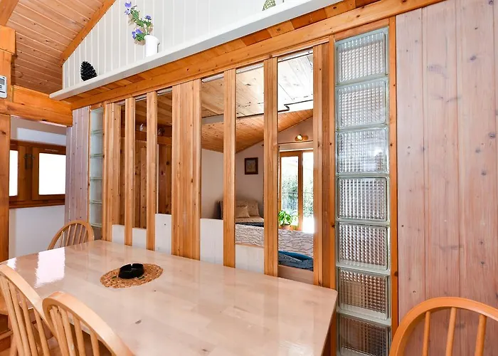 Tome Diklo Apartman Zára